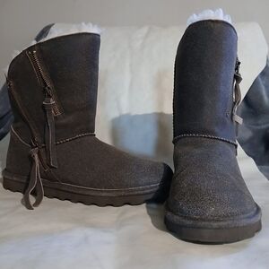 BearPaw distressed Suede Dark Brown Boots with Wool Blend Lining and Sheep Skin